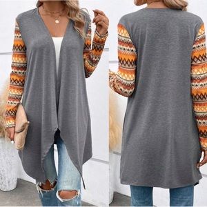 NWT Aztec Geo Print Open Front Asymmetrical Hem Cardigan Sweater Coat Top Grey